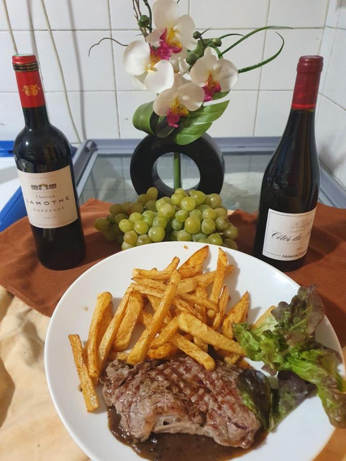Hotel Restaurant La Chaumière Les Mureaux-Flins Esterno foto