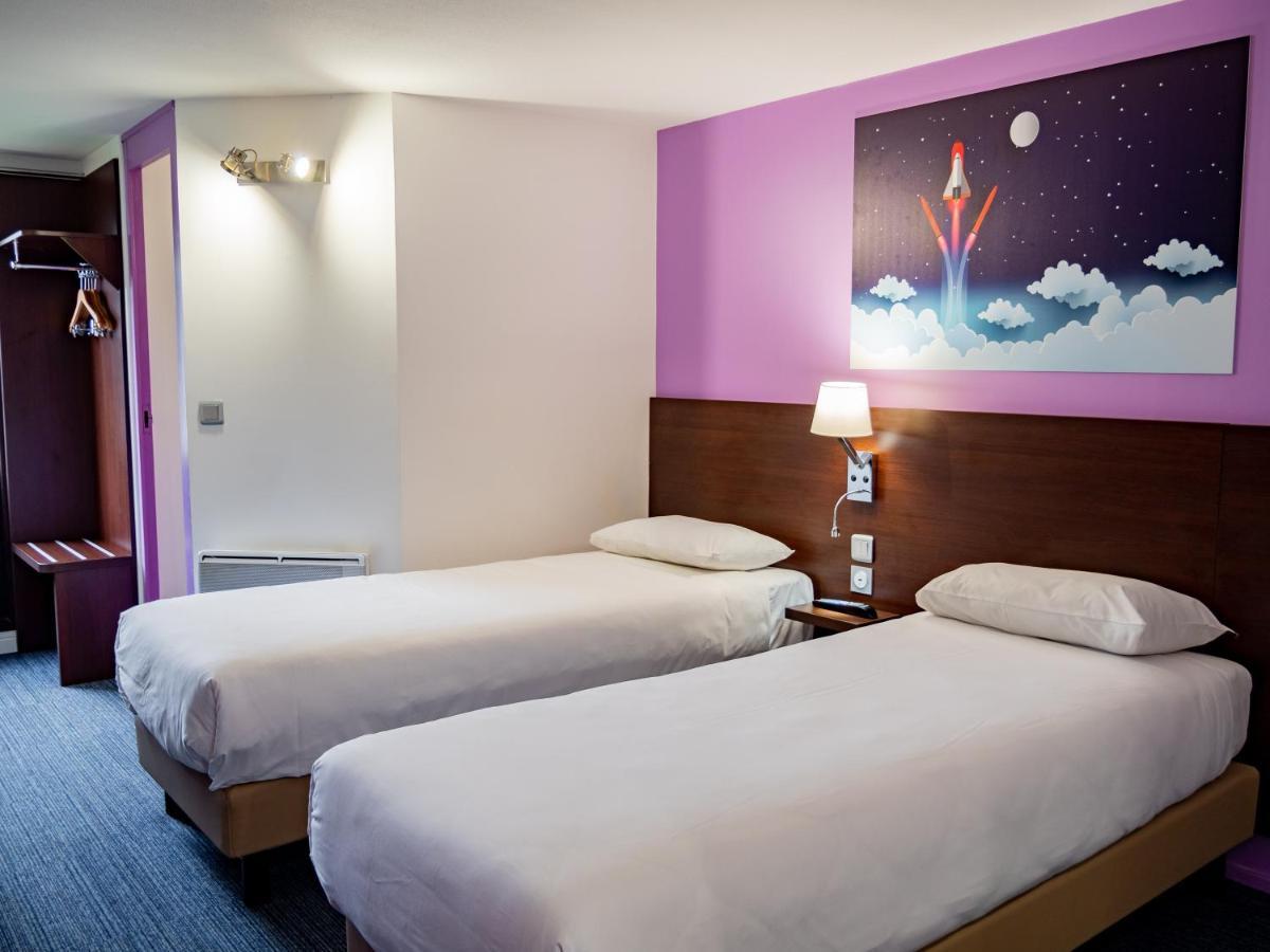 Hotel Restaurant La Chaumière Les Mureaux-Flins Esterno foto