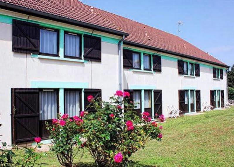 Hotel Restaurant La Chaumière Les Mureaux-Flins Esterno foto