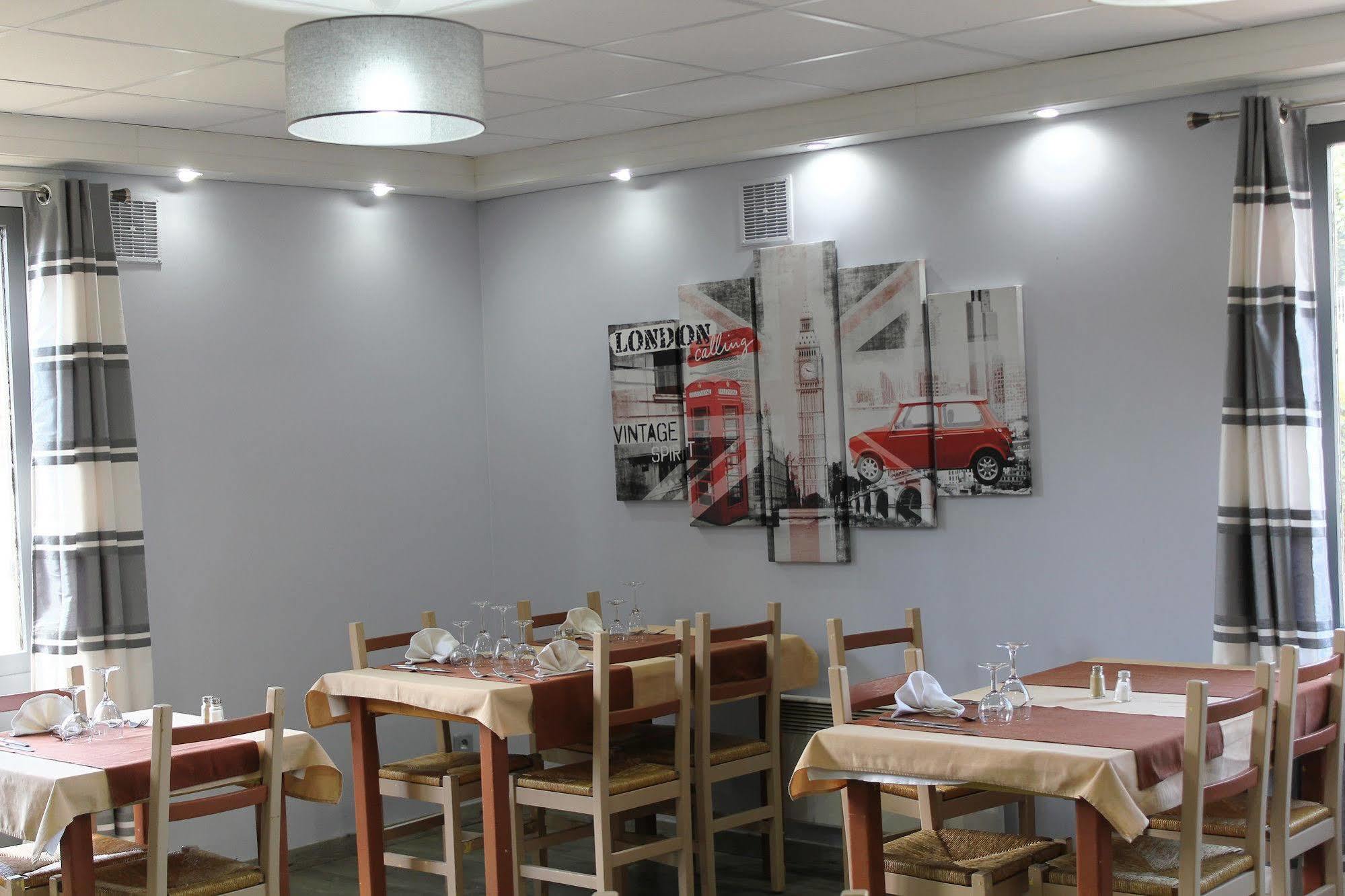 Hotel Restaurant La Chaumière Les Mureaux-Flins Esterno foto